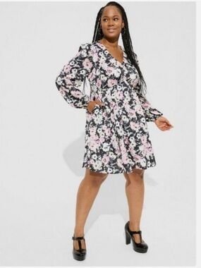Floral V-Neck Mini Babydoll Empire Bubble Dress
